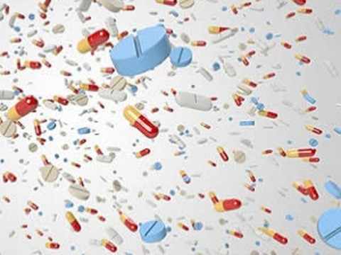 PCT-guided antibiotic treatment improves outcomes in sepsis patients