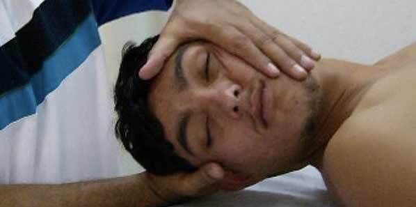 Neck Manipulation Linked to Stroke Risk Neck Manipulation Linked to Stroke Risk