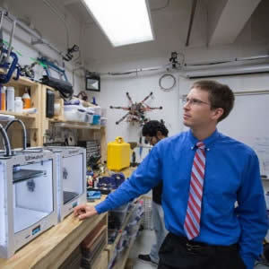 Aaron Becker, assistant professor of electrical and computer engineering at the University of Houston, is leading a project to develop millimeter-sized robots that can deliver drugs and other medical interventions noninvasively. Aaron Becker, assistant professor of electrical and computer engineering at the University of Houston, is leading a project to develop millimeter-sized robots that can deliver drugs and other medical interventions noninvasively.