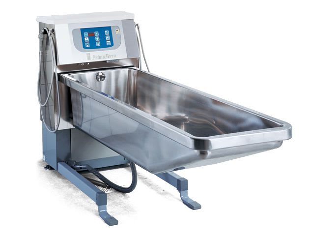 Electrical medical bathtub / height-adjustable / for burn victims Primo Ferro™ ArjoHuntleigh