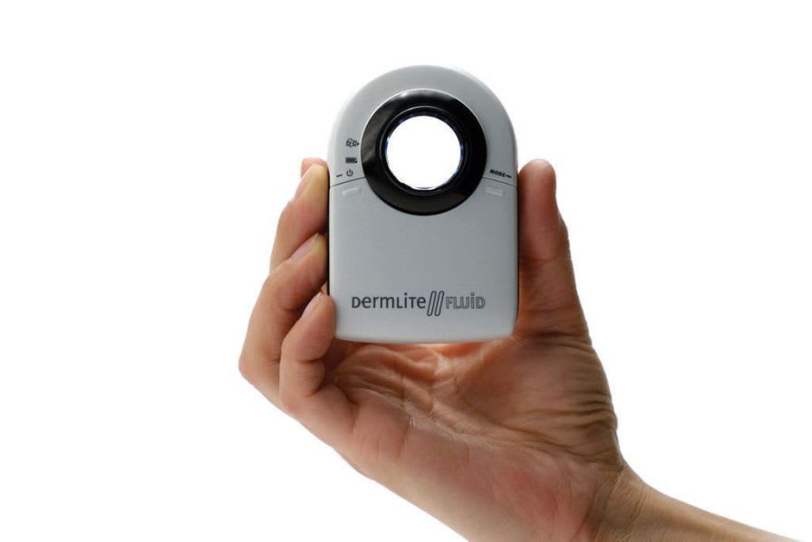 Dermatoscope with LED light / immersion / pocket DermLite II fluid Dermlite