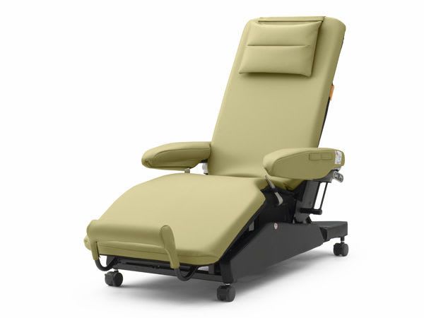 Height-adjustable hemodialysis armchair / electrical PARAMOUNT BED
