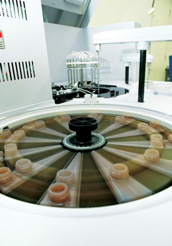 Automatic biochemistry and immunoassay analyzer / bench-top 240 tests/h | Labmax 240 Labtest Diagnostica