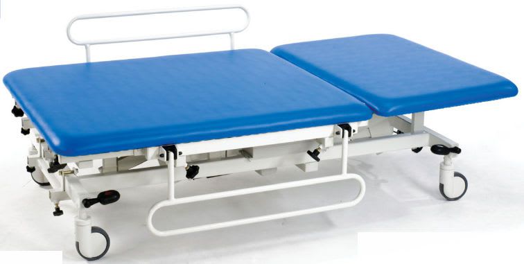 Bariatric examination table / electrical / on casters / height-adjustable Bobath 5 Akron