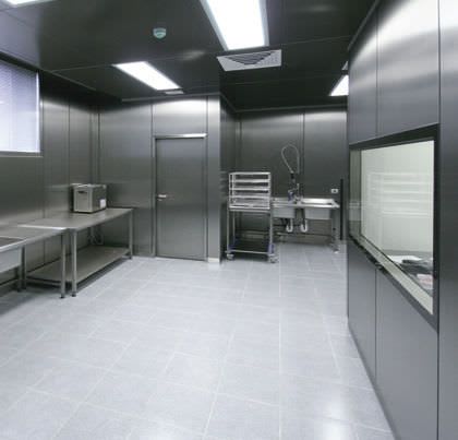 Laboratory room / modular GMP HT Labor + Hospitaltechnik