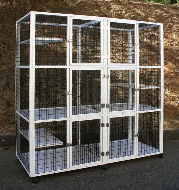 3-unit veterinary cage / 3-shelf S555 CD&E Enterprises