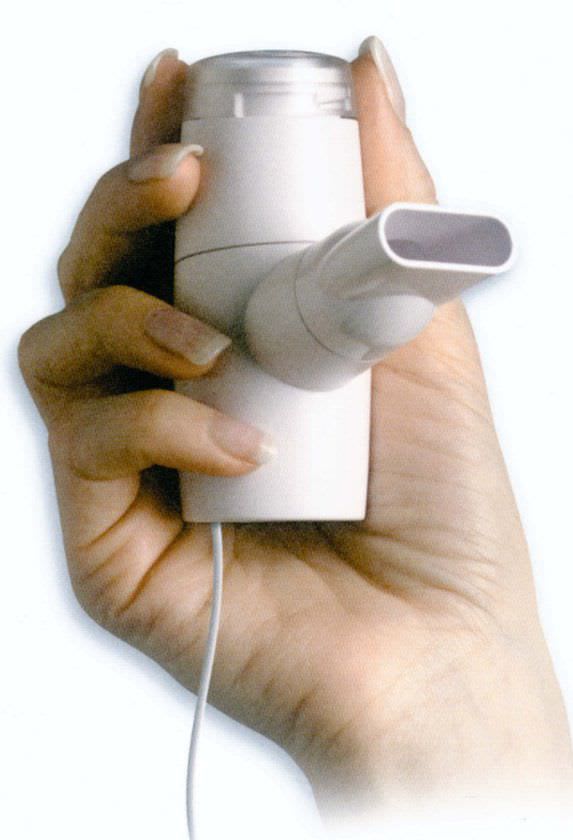 Pneumatic nebulizer / vibrating mesh POCKET Diffusion Technique Francaise