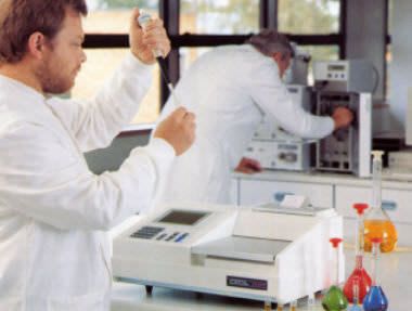 UV-VIS spectrophotometer / for molecular biology BioQuest™, BioAquarius™ Cecil Instruments
