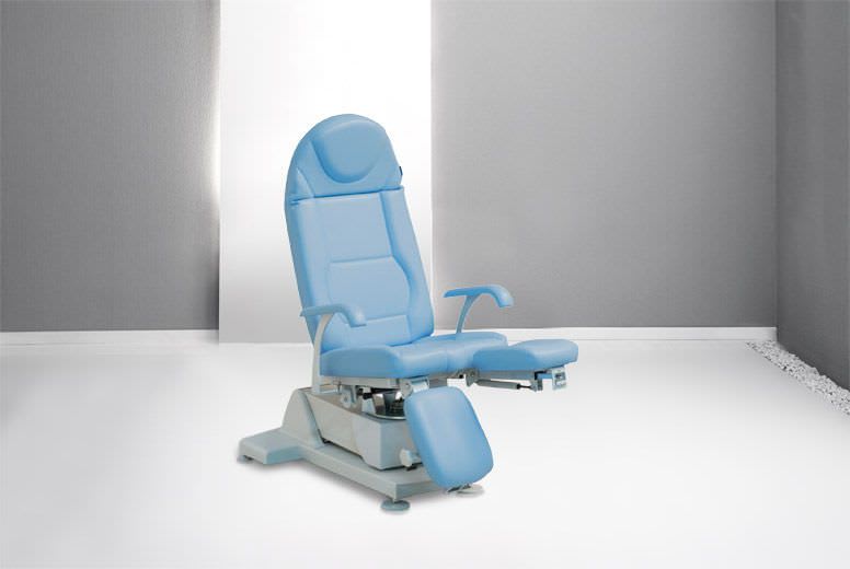 Podiatry examination chair / electrical / height-adjustable / 3-section PLS Podo Gharieni