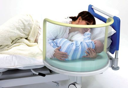 Transparent hospital baby bassinet / on casters 24-PE130 VERNIPOLL SRL