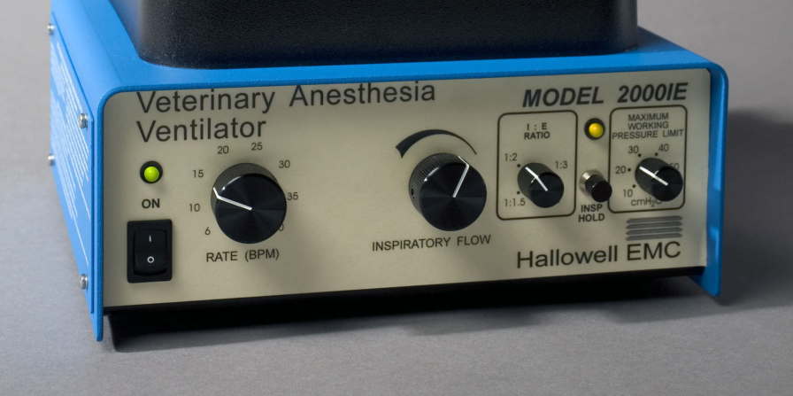 Anesthesia ventilator / veterinary Model 2000IE Hallowell EMC
