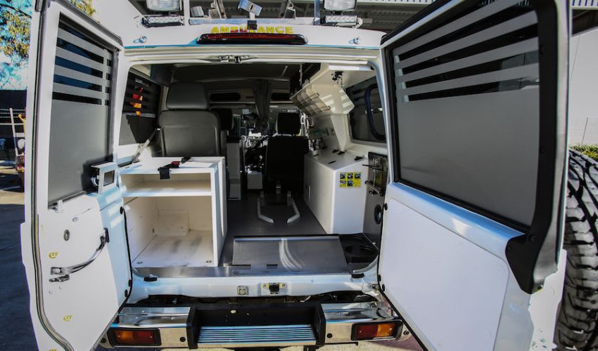 Intensive care medical ambulance / 4x4 / off-road Emergency Transport Technology