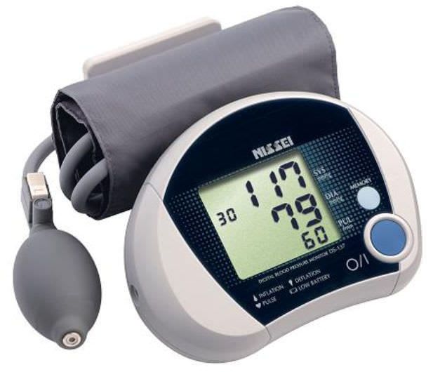 Semi-automatic blood pressure monitor / electronic / arm DS-137 Japan Precision Instruments