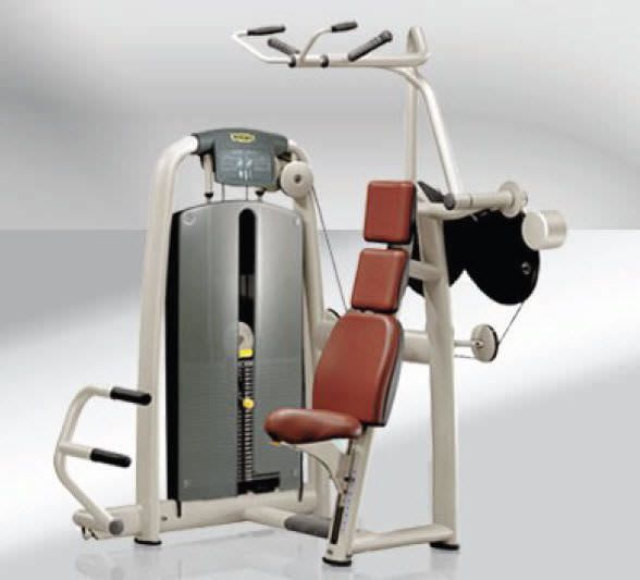 Weight training station (weight training) / lat pulldown / traditional Vertical Traction Technogym