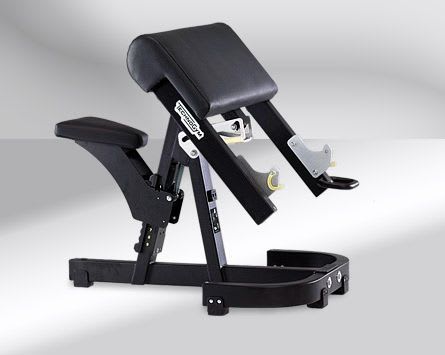 Larry Scott bench (weight training) / arm curl / traditional Pure Strength Technogym