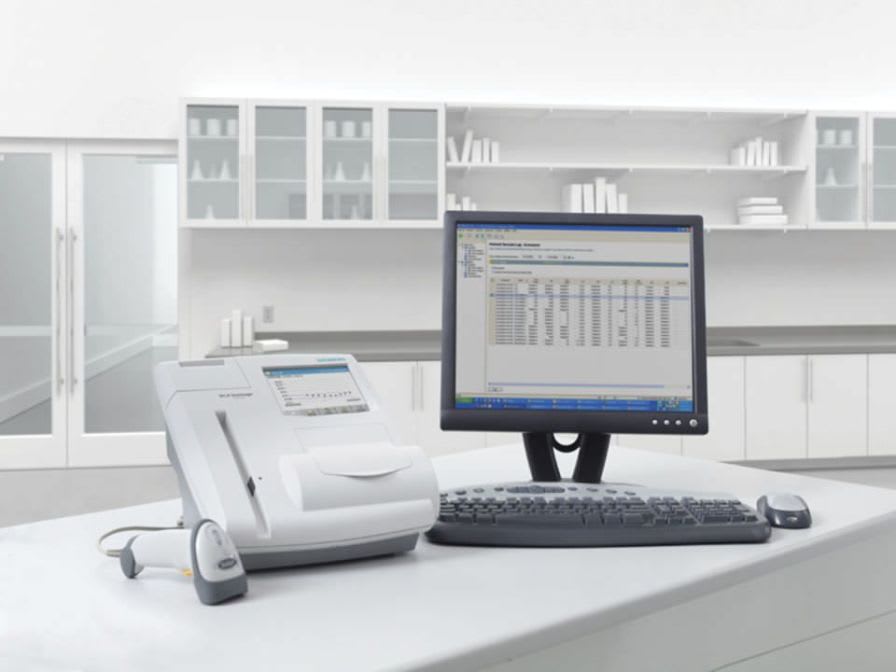 Automatic immunoassay analyzer DCA Vantage® Siemens Healthcare