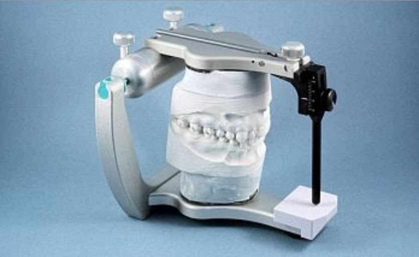 Dental articulator Denar® LabRelator Whip Mix Europe