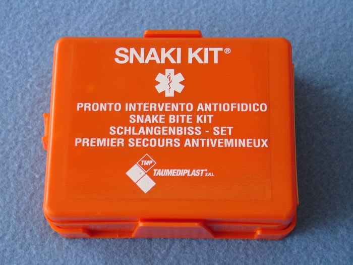 Poison medical kit SNAKI KIT® Taumediplast