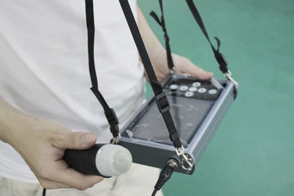 Hand-held veterinary ultrasound system V3 Sonostar Technologies