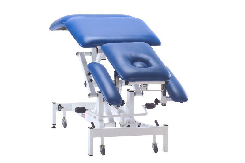 Electrical massage table / height-adjustable / on casters / 3 sections Medi-Plinth