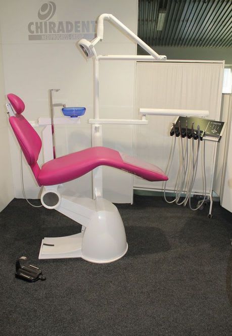 Dental treatment unit with delivery system / with lamp / compact VIZIO S Mediprogress