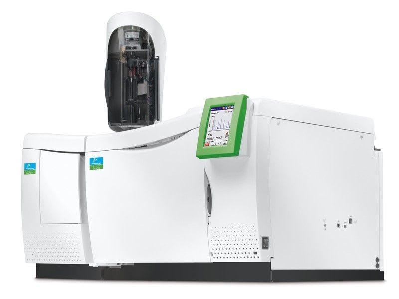 Gas chromatography system / coupled to a mass spectrometer Clarus SQ 8 PerkinElmer