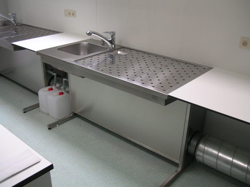 Wall-mounted grossing table UCS KUGEL medical GmbH & Co. KG