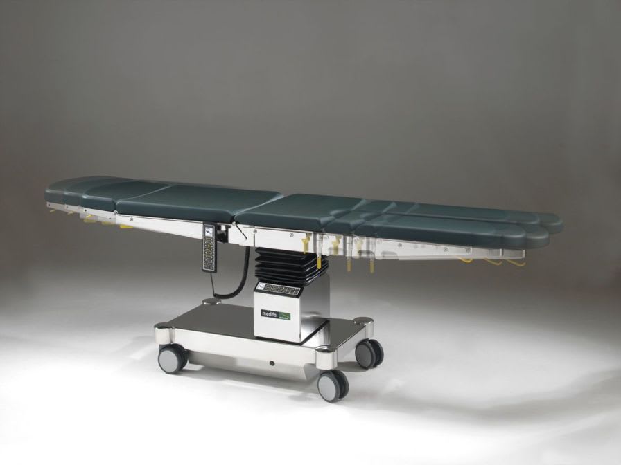 Universal operating table / electro-hydraulic / on casters / X-ray transparent 601120 medifa-hesse GmbH & Co. KG