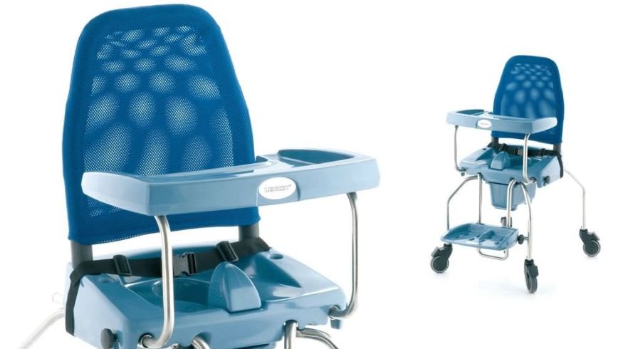 Commode chair / on casters / pediatric Leckey