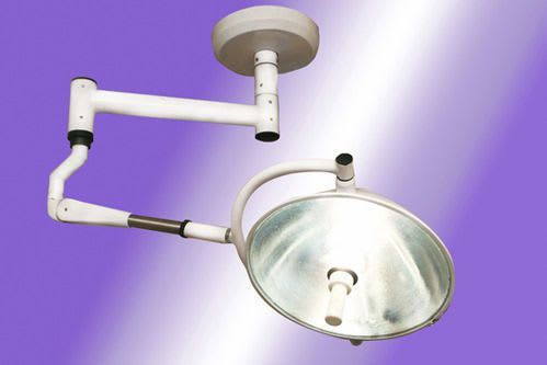 Halogen surgical light / ceiling-mounted / 1-arm 50,000 Lux Life Support Systems