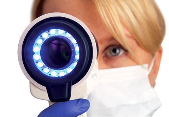 Oral cancer screening device / biophotonic VELscope® Vx LED Dental