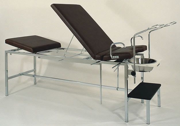 Fixed examination table / 4-section 132-01 K.H. Dewert