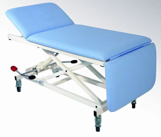 Electro-hydraulic examination table / height-adjustable / on casters / 3-section 2010-00 K.H. Dewert