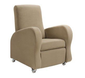 Medical sleeper chair / on casters / reclining / manual 125 kg | BRADWELL1 Healthcare Design