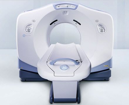 X-ray scanner (tomography) / full body tomography / wide-bore Optima CT580 RT GE Healthcare