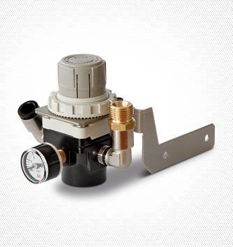 Air pressure regulator / adjustable-flow / plug-in type REG EKOM spol