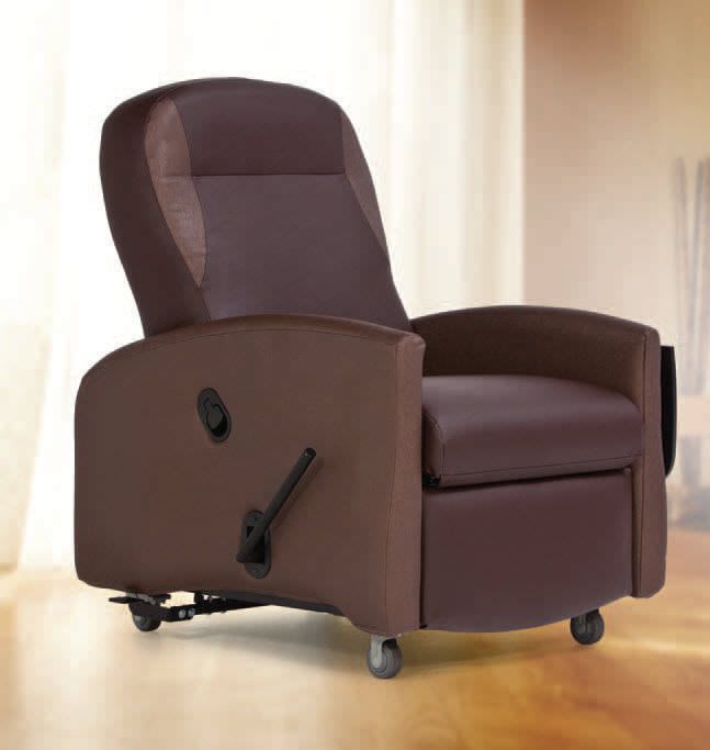 Medical sleeper chair with legrest / reclining / on casters / manual Continuum series Champion