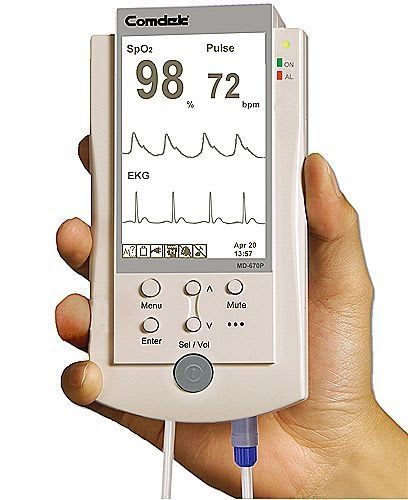 ECG patient monitor / SpO2 / portable MD-670P Plus Comdek Industrial