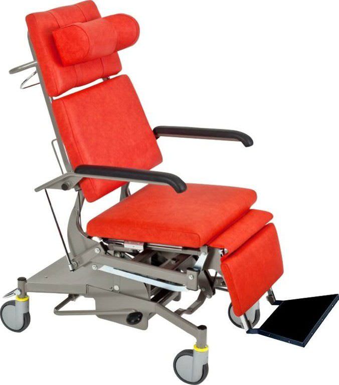 Patient transfer chair / on casters / reclining / with adjustable backrest Mobilizer® Norbert Reha & Medi Hoffmann GmbH