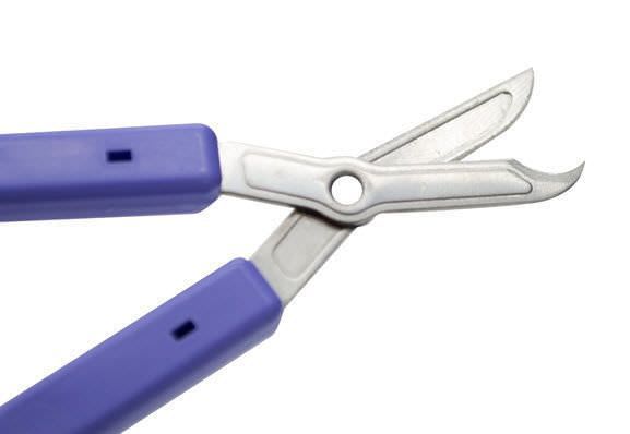 Cutting micro scissors / disposable Pelican Feminine Healthcare