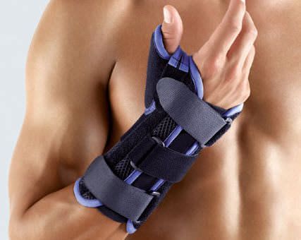 Thumb splint (orthopedic immobilization) / wrist splint / immobilisation Cellacare® Rhizocast Lohmann & Rauscher