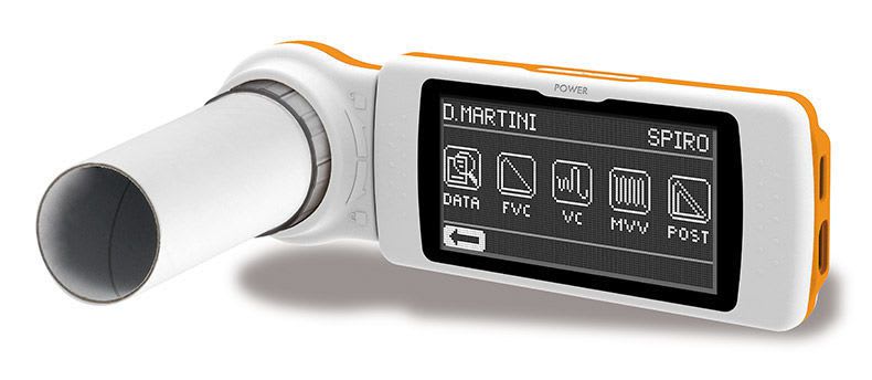 Hand-held spirometer / with pulse oximeter / Bluetooth 16L/s, 0 - 99 %, 30 - 254 bpm | Spirodoc® MIR - Medical International Research