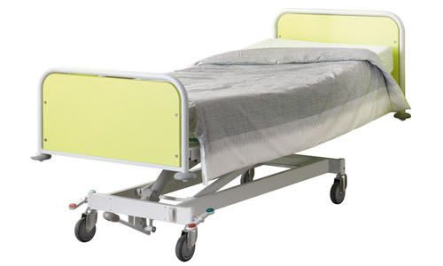 Hydraulic bed / on casters / height-adjustable / 3 sections SANA 800 MMO