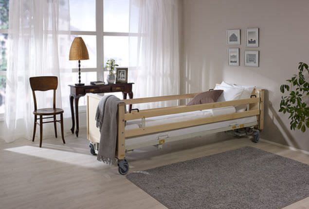 Nursing home bed / mechanical / on casters / height-adjustable MODUX-2 Lojer
