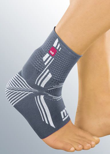 Ankle sleeve (orthopedic immobilization) / with para-achilles pad ACHIMED® medi