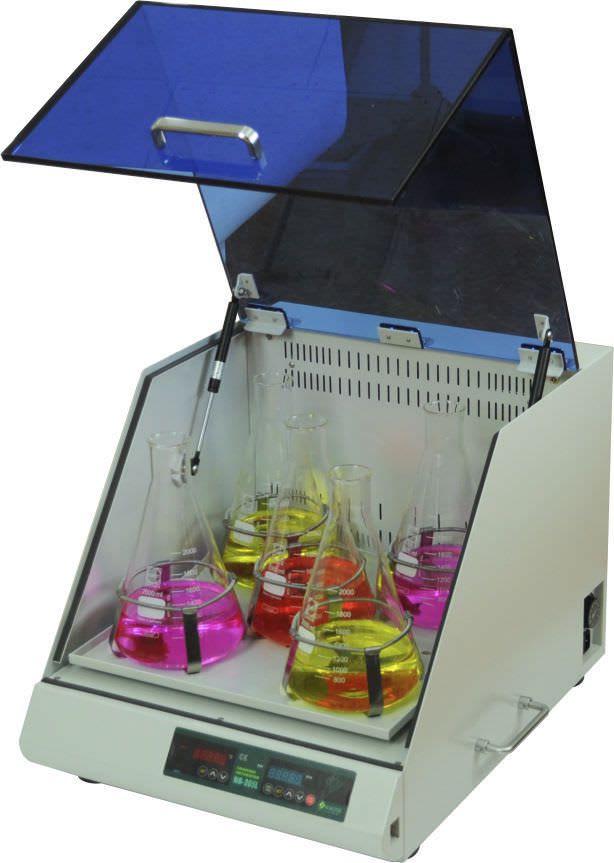 Bench-top laboratory incubator shaker IKS International
