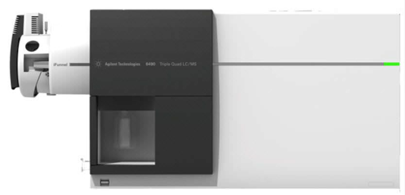 Fluid chromatography system / coupled to a mass spectrometer / LC/MS/MS / triple quadrupole Agilent 6400 series Agilent Technologies