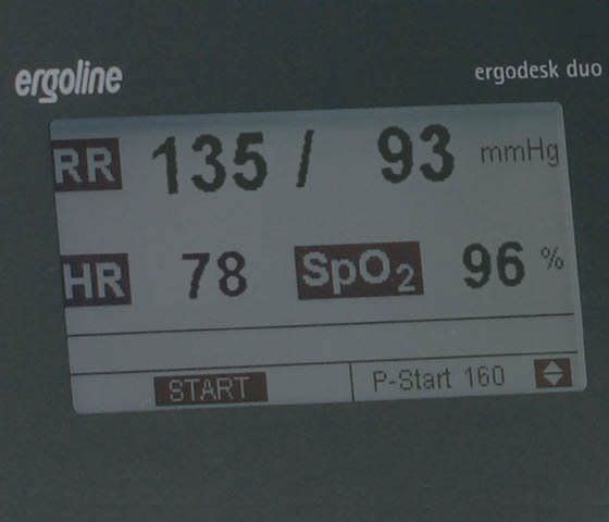 Automatic blood pressure monitor / electronic / arm 40 - 260 mmHg, 35 - 240 bpm | ergodesk duo Ergoline