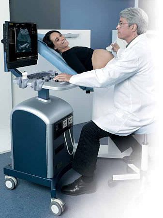 Ultrasound system / on platform / for cardiovascular ultrasound imaging IMAGYNE ECM