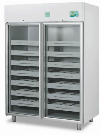 Blood bank refrigerator / cabinet / 2-door 4 °C, 1355 L | EMOTECA 1500 C.F. di Ciro Fiocchetti & C. s.n.c.